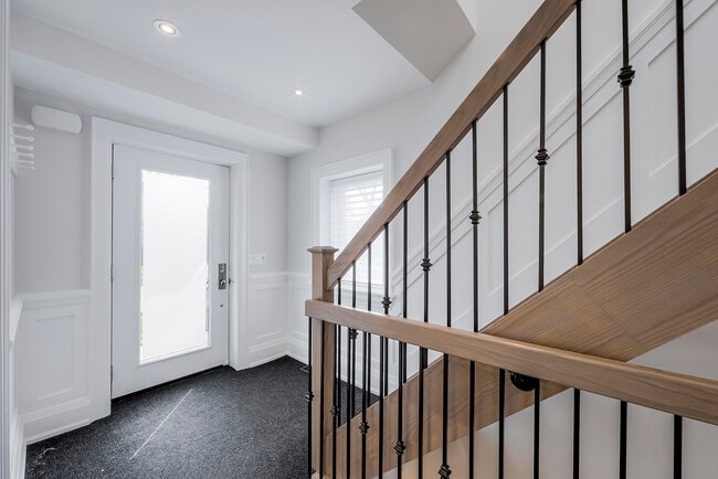 Photo - 50 Thursfield Crescent