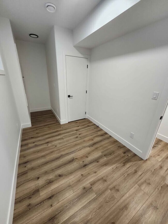 Photo - 8719 77 Ave NW Unit 2