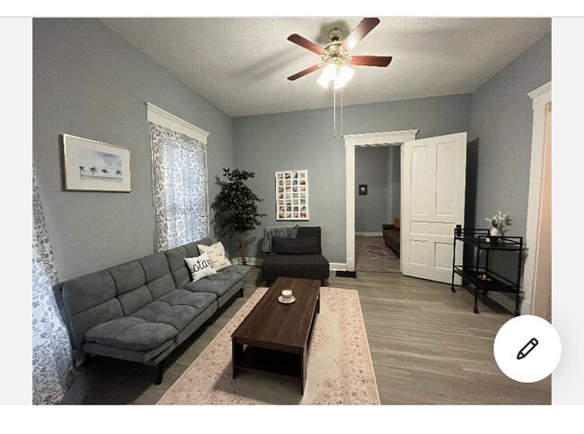 Photo - 1226 Tecumseh St