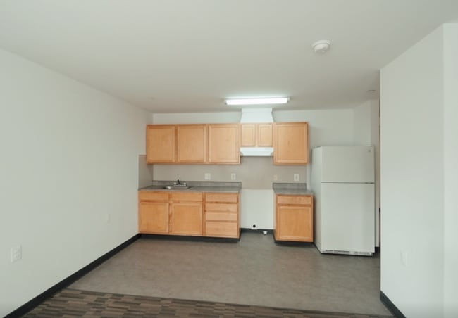 Building Photo - 506 N 52nd St Unit C
