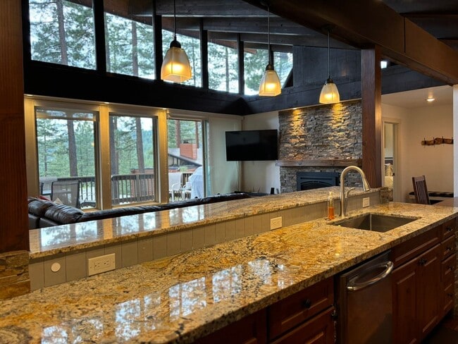 Photo - Fully furnished 5 bedroom home