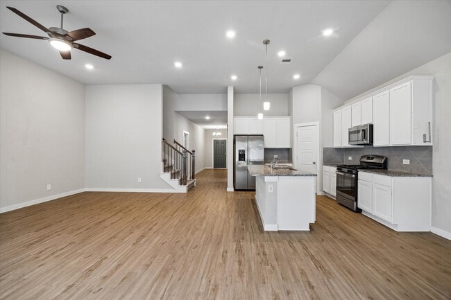 Building Photo - 21759 Thicket Point Ln