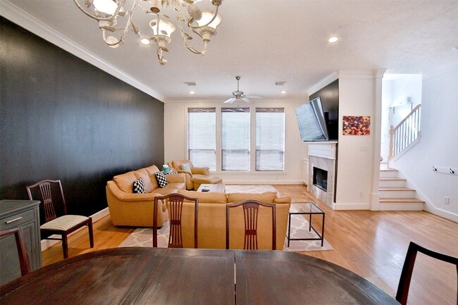 Photo - 2410 Dorrington St Unit C