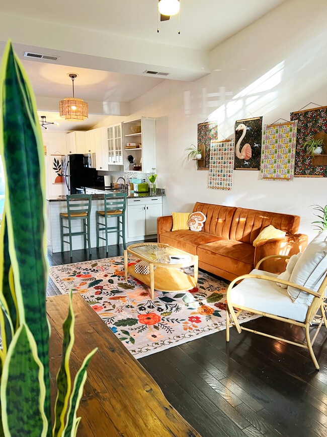 Photo - 2006 Maplewood Ave