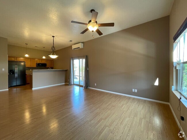 Building Photo - 1670 Via Bosque Rental