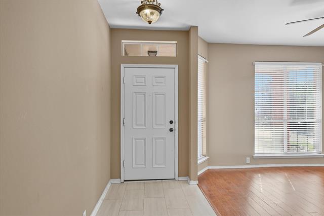 Photo - 7875 Parkmount Ct