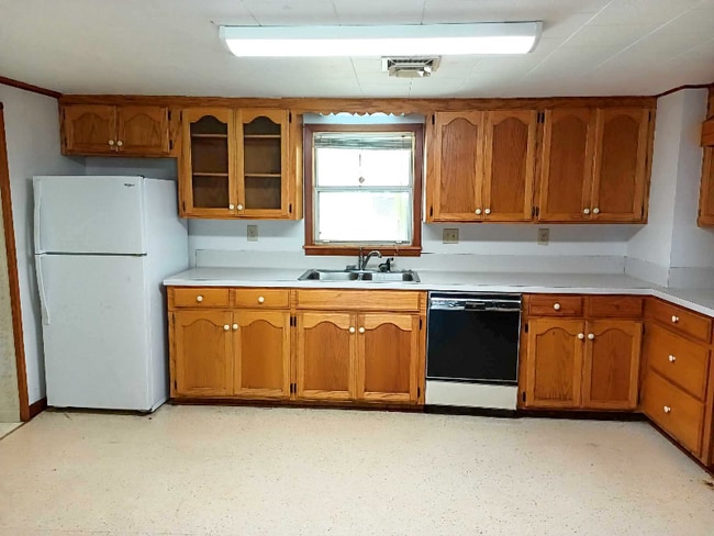 Photo - 915 E Ash St