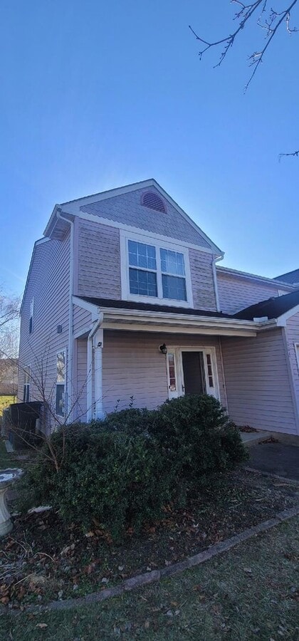 Cozy 3 Bed/2.5 Bath Townhome for Rent! - Cozy 3 Bed/2.5 Bath Townhome for Rent!