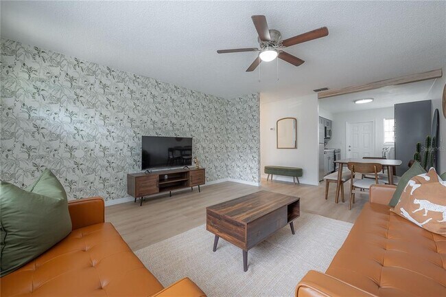 Photo - 6908 S MacDill Ave