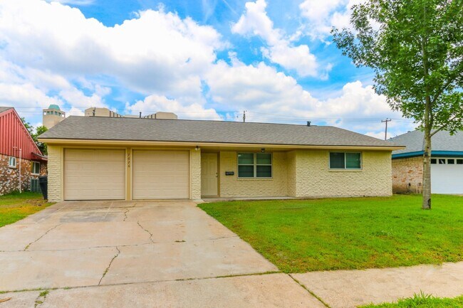 Photo - 7626 Troulon Dr