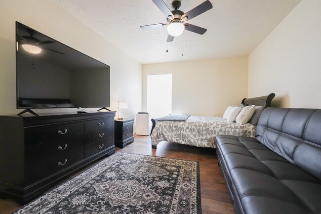 Photo - Spacious 3-Bedroom, 2-Bath Home – Fully Fu...