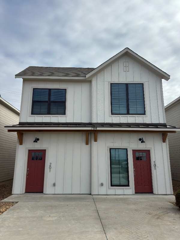 Building Photo - 7114 Magnolia Pass