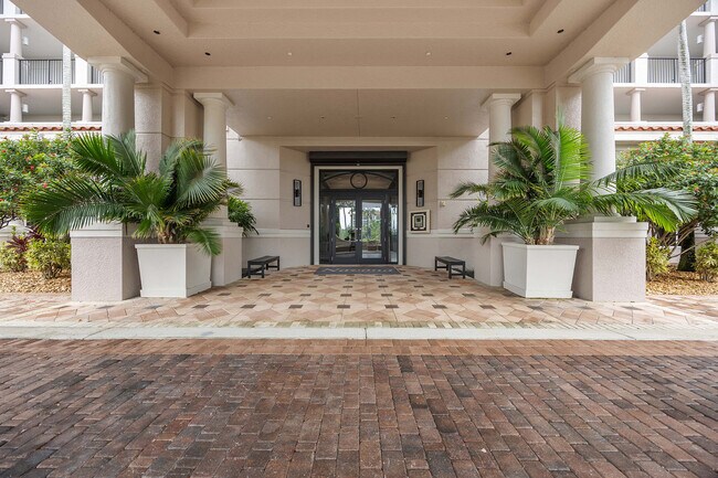 Photo - 23540 Via Veneto Blvd