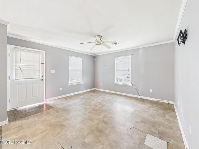 Photo - 124 Sternberg Dr