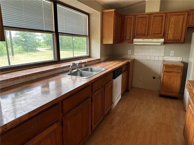 Photo - 3305 Luza Ln