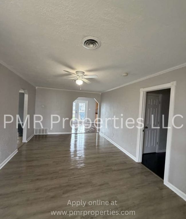 Photo - 3 Bedrooms / 2 Bathrooms House