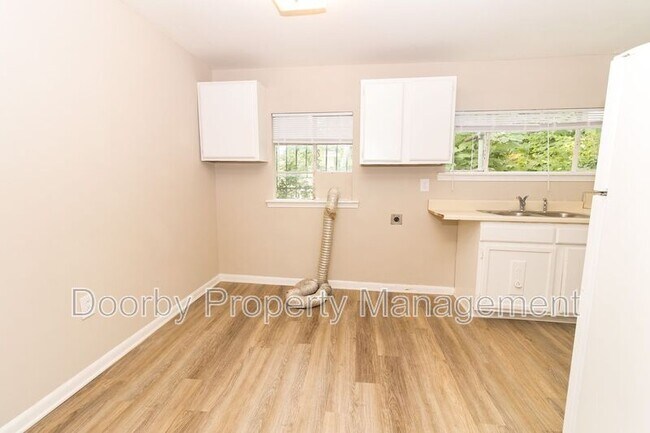 Photo - 417 N Hawthorne St Unit 421