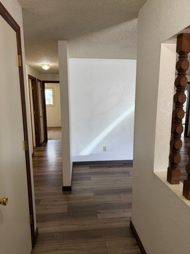 Photo - 3 bedroom 2 bath house in Thurston!