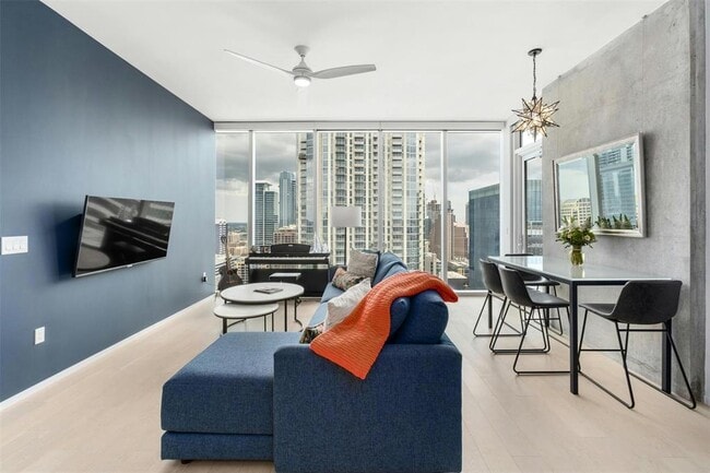 Building Photo - 301 West Ave Unit 3104