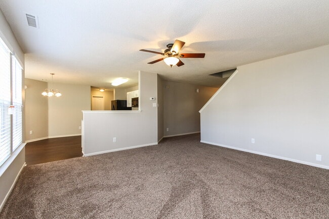 Photo - 10153 Split Rock Way