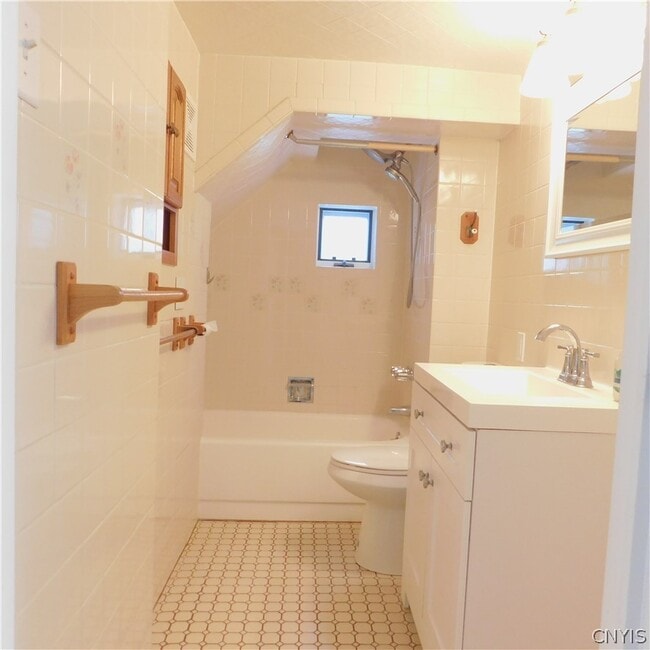 Photo - 405 Cypress St Unit # 1