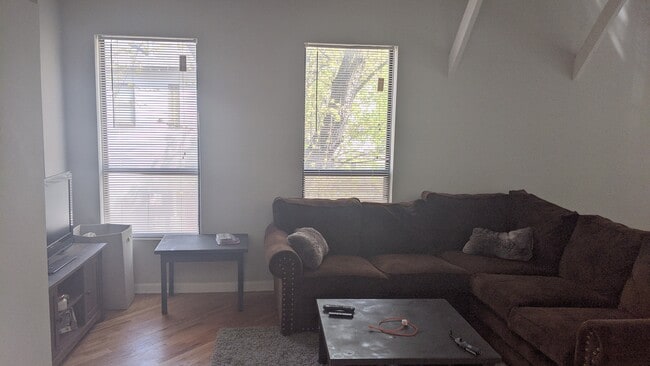 Photo - 2825 N Sheffield Ave Unidad 2824-2
