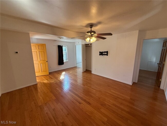 Photo - 1576 E 36th St Unit 2 Front