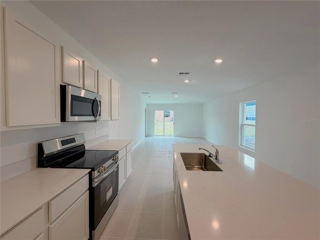 Photo - 2154 Marksman Rd