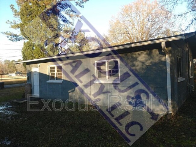 506 Maple Ave