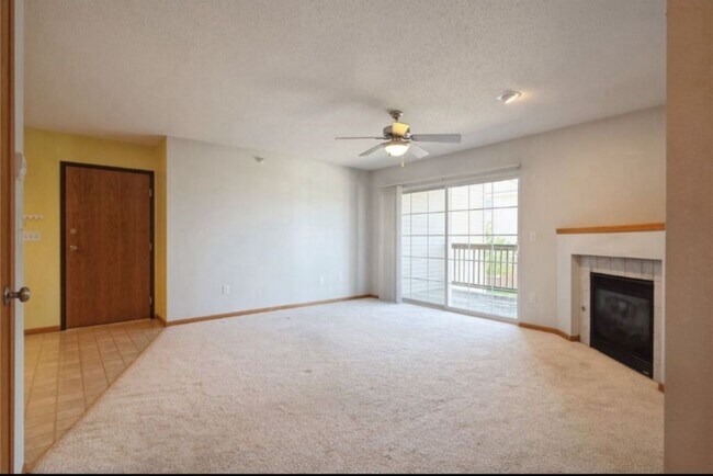 Photo - 3101 Samuel Ct SW Condo Unit 8