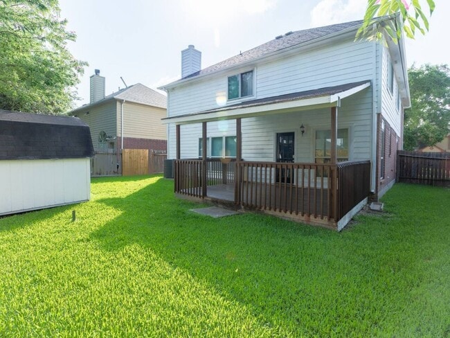 Photo - 2005 Village Park Dr