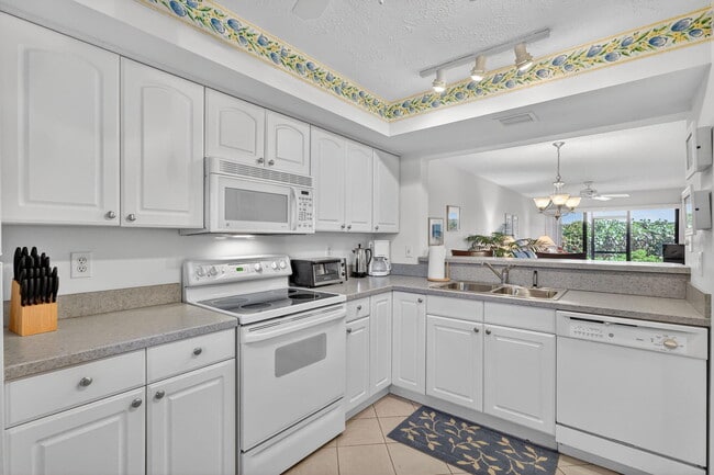 Photo - 7410 S Ocean Dr Unit 109