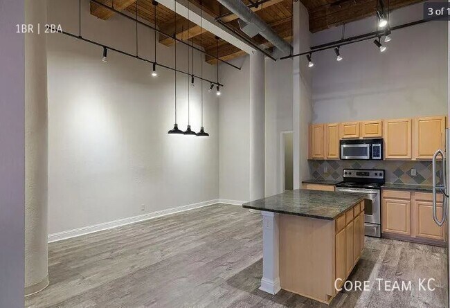 609 Central-1102