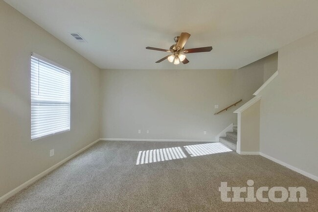 Photo - 2528 Granite Pass