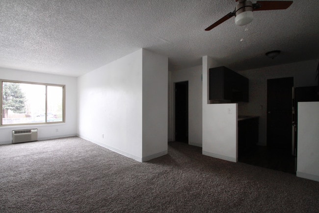 Luxury Living/ Dinning Area - Squire Apartments