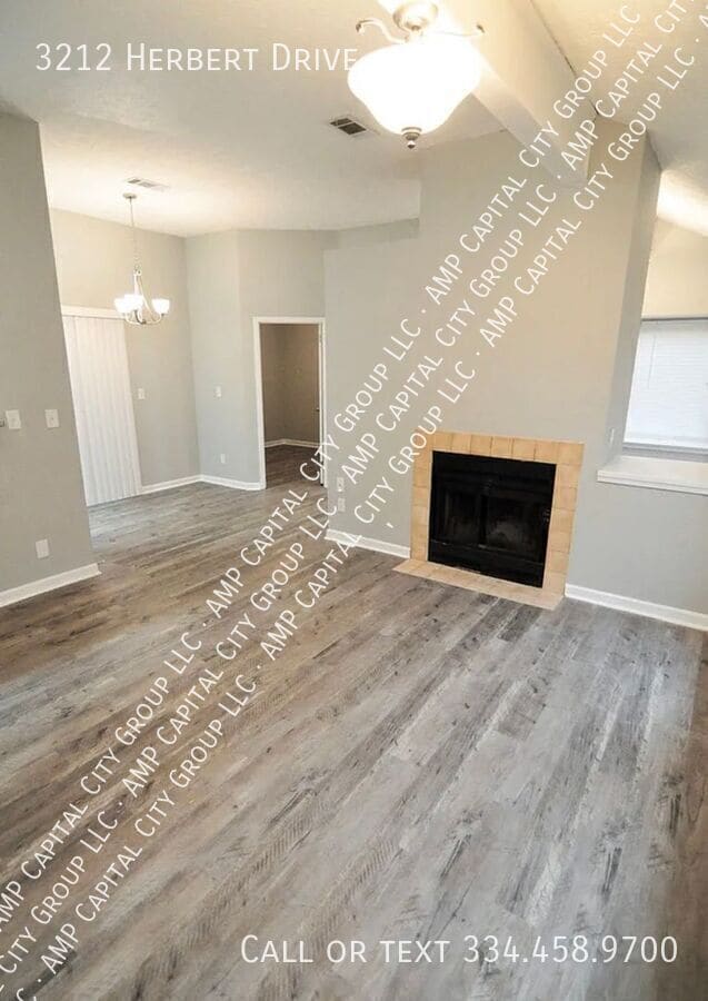 Photo - 3212 Herbert Dr