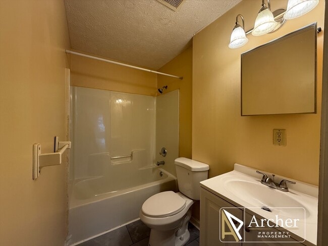 Photo - 98 Dougherty St