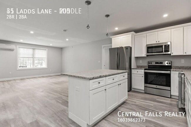 Building Photo - 35 Ladds Ln Unit 205