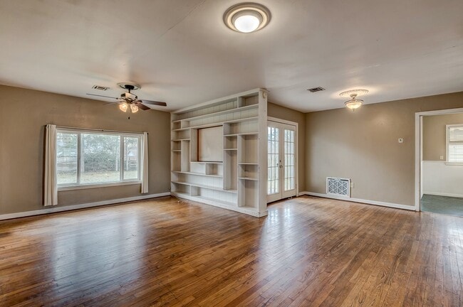 Photo - 3 Bedroom 1 Bath House