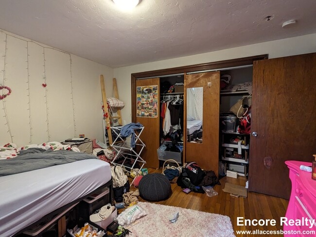 Photo - 58 Queensberry St Unit G3