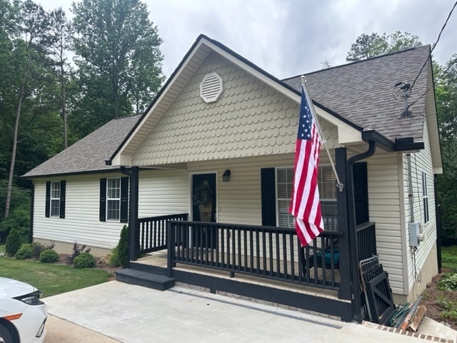 Building Photo - 3503 Lakeview Dr Rental