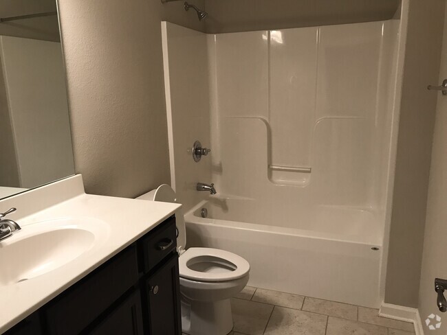 Building Photo - 7506 Hampstead Hall Dr Rental
