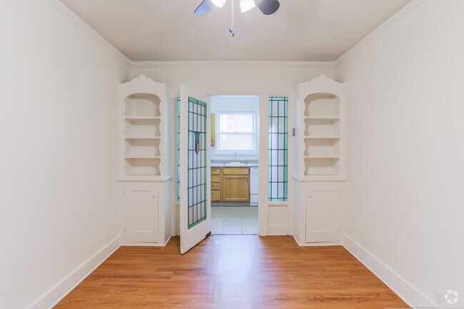 Interior Photo - BRETT Rental