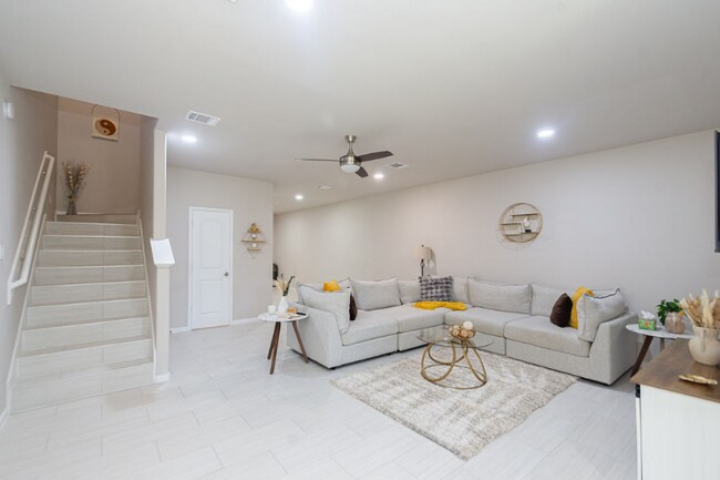 Photo - 110 Turner St Unit A