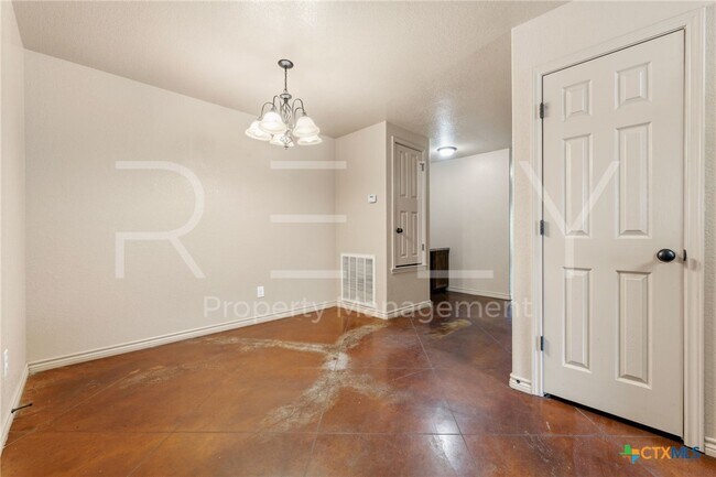 Photo - 603 B Karey Dr