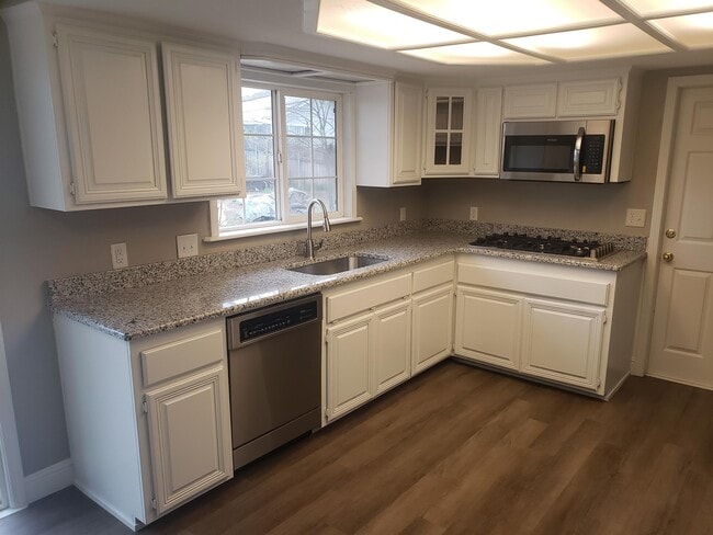 Building Photo - 817 Stafford Way
