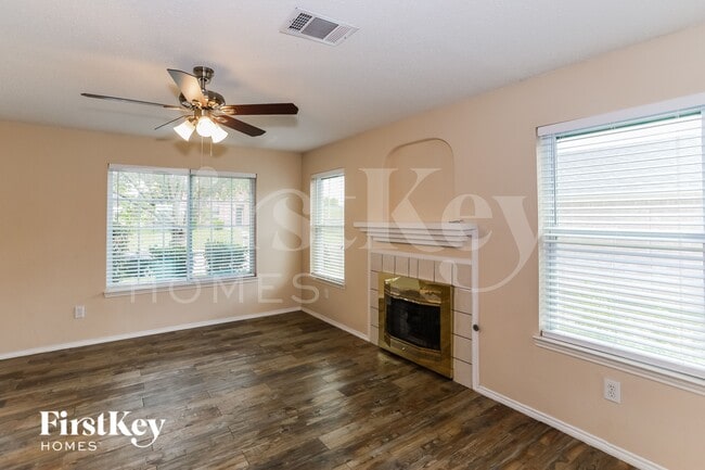 Photo - 4368 Onyx Dr