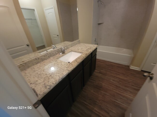 Primary bath - 1514 Hill Top Ct. Unit Hill Top