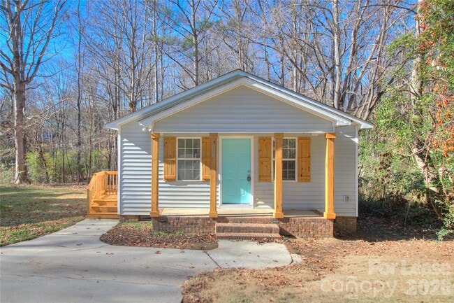 Building Photo - 608 Anne Ave