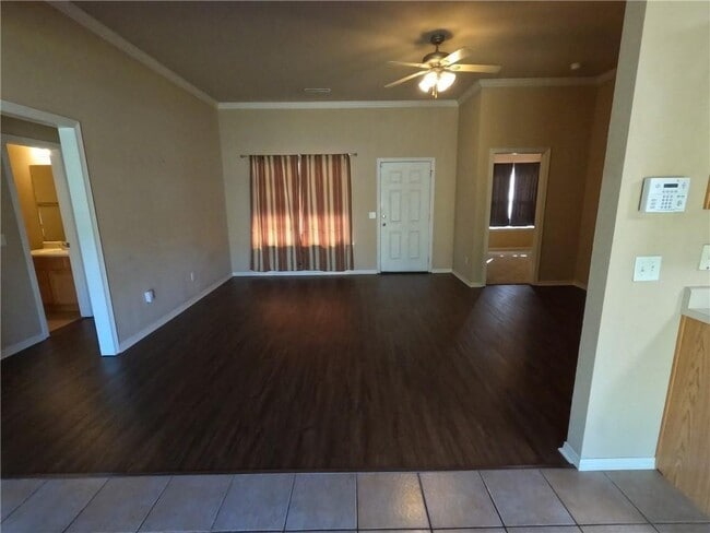 Photo - 516 Emerald St
